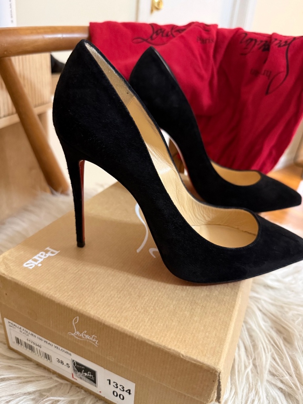 Christian Louboutin So Kate
